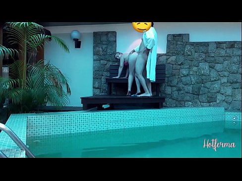 ❤️ Baas nooi bediende swembad toe, maar kon nie 'n warm weerstaan ​​nie ❤❌ Porno by ons af.pornoxlxx.ru ❌
